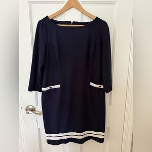 Talbots Size 12 Petite Navy Blue and white 3/4 Sleeve Knit Stretchy Sheath Dress
